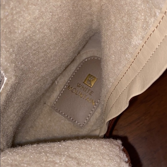 White Mountain Taite Boots - Picture 6 of 6